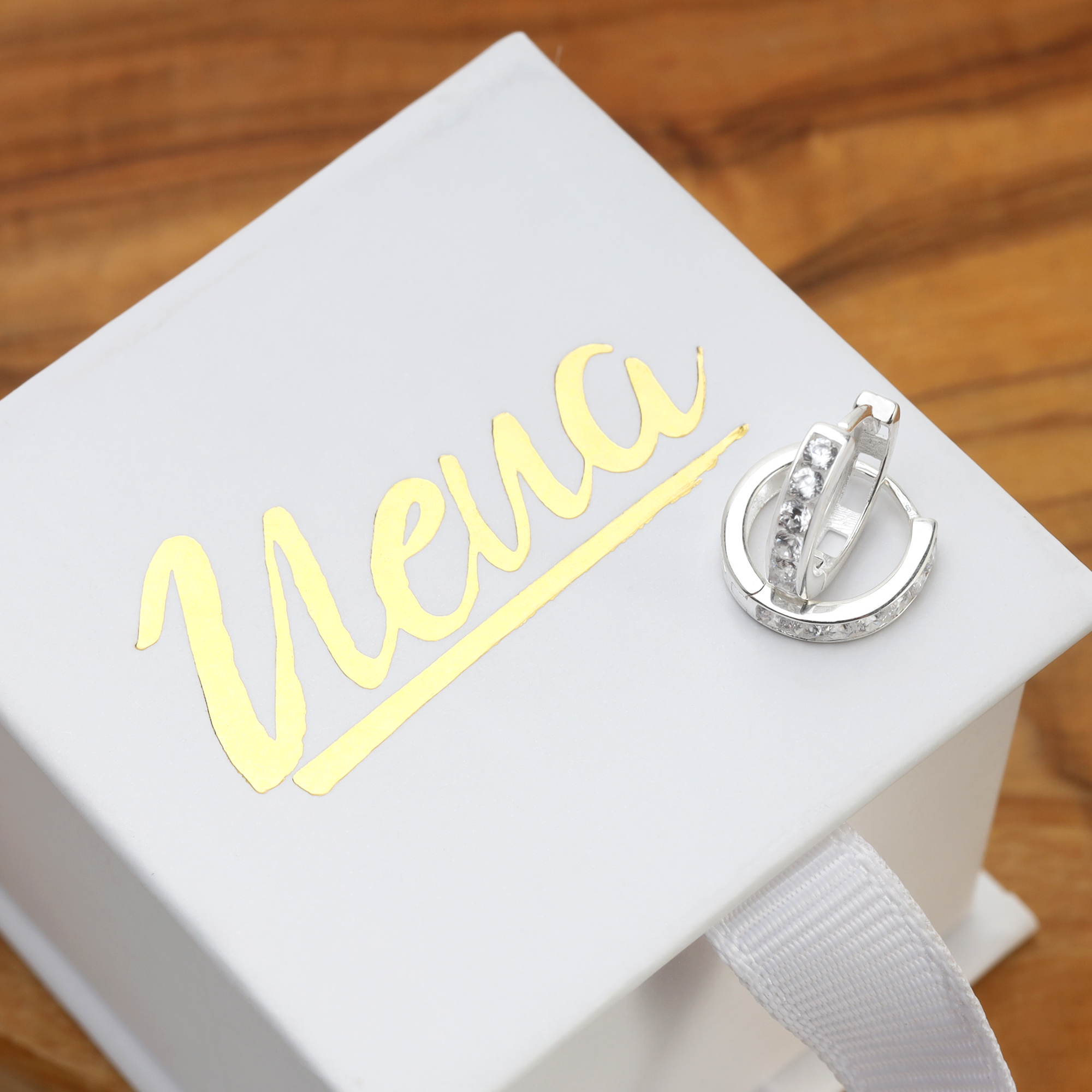 Arracadas Huggies de plata